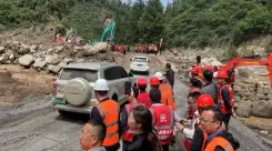 चीन में एस-104 राजमार्ग यातायात के लिए खुला