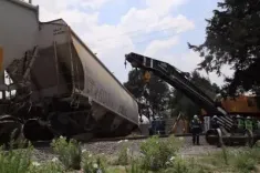 What Led to the Derailment of the Passenger Train in Mexico?
