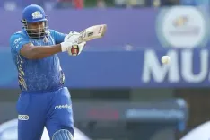 टी20 में पोलार्ड का जलवा, 14,000 रन बनाने वाले दूसरे बल्लेबाज बने