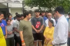 पंचकूला में खेल मंत्री गौरव गौतम का औचक निरीक्षण, ताऊ देवीलाल स्टेडियम के 15 अधिकारियों को कारण बताओ नोटिस