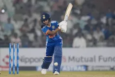 India beat Zimbabwe by 4 wickets in 1st T20I as Deepti, Niki rescue shaky chase