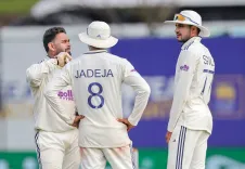 Jadeja's 350th wicket, Suthar's 4-fer give India 178-run lead in Galle Test