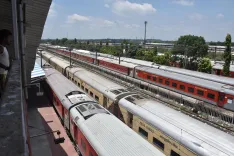 क्या भारतीय रेलवे ने छठ पूजा के मौके पर अनोखी पहल की है?