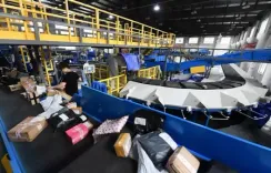 2025 की शुरूआत से चीन में एक्सप्रेस डिलीवरी की मात्रा 150 अरब से अधिक पहुंची