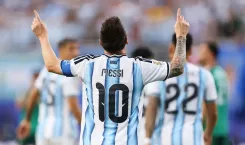 Messi's record 18th World Cup goal fires Argentina into last 32 with 2-0 win