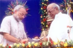 How has PM Modi expressed gratitude on 25 years of service?