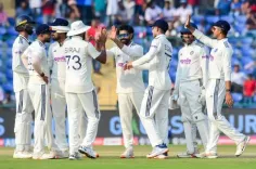 2nd Test: Jadeja and Kuldeep strike to reduce West Indies to 140/4, trail India by 378 runs