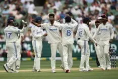 4th Test: Shastri asks Team India 'What was the need for two spinners if you don't trust them?’