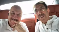 अनुपम खेर का 65 साल पुराना याराना: स्कूल के दोस्त से मिलकर फैंस खुश