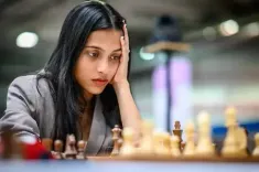 ब्लिट्ज सेमीफाइनल में दिव्या का उलटफेर, नंबर-1 खिलाड़ी को हराया, पीएम मोदी ने दी बधाई