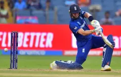 क्रिस वोक्स ने वार्विकशायर के साथ किया दो साल का करार 