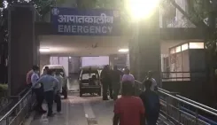 दिल्ली के राजा गार्डन में इलेक्ट्रॉनिक शोरूम में भीषण आग, 4 कर्मचारियों की मौत, एक घायल