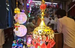 क्या दीपावली की खरीदारी में स्वदेशी सामान की हो रही है भारी मांग?