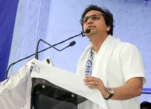 आकाश आनंद के 'अंकल' वाले बयान पर कांग्रेस का पलटवार: 'उम्र से नहीं, संघर्ष से बनता है युवा नेता'
