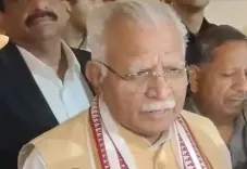 आपातकाल का दंश झेलने वाले पूजनीय : मनोहर लाल