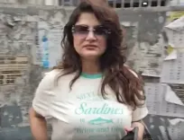 अभिनेत्री श्राबंती चटर्जी ने वोट डालने के बाद कहा, जनता तय करेगी किसे मिलेगी सत्ता