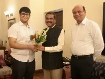 NEET-UG 2026 AIR 2 Panshul Bansal meets Education Minister Pradhan