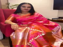 पद्मिनी कोल्हापुरी की गायकी: आज भी है उनका पहला प्यार, प्रशंसक कर रहे हैं सराहना