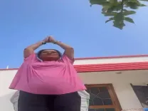 एक्ट्रेस हिमानी शिवपुरी ने शेयर किया 65 साल की उम्र में फिट रहने का राज