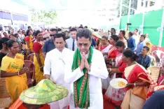 Tripura's first tea auction centre opens in Agartala, CM Saha eyes better grower returns