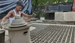 Are Potters in Prayagraj Celebrating Diwali with a Swadeshi Boost?