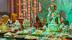 How Did Devotees at BAPS Swaminarayan Temple Celebrate Govardhan Puja With Over 1,200 Dishes?
