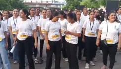 क्या अहमदाबाद में 'रन फॉर हर' ने महिलाओं के जज्बे को जगाया?