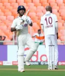 अहमदाबाद टेस्ट: ध्रुव जुरेल ने पहले टेस्ट शतक का जश्न सैन्य अंदाज में मनाया