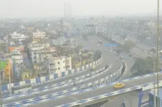 Is Air Quality in Kolkata Deteriorating Due to Firecracker Violations?