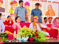राजस्थान : अजमेर में वसुंधरा राजे ने सांवरलाल जाट की मूर्ति का किया अनावरण