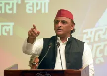अखिलेश यादव का भाजपा पर प्रहार: 'जो जेपी को बेच सकते हैं, उनसे भलाई की उम्मीद बेकार'