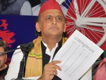 क्या अखिलेश यादव ने एसआईआर पर गंभीर सवाल उठाए हैं?