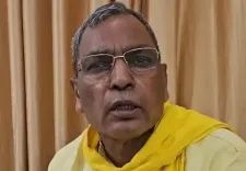 क्या अखिलेश यादव ओबीसी, दलितों और मुसलमानों के दुश्मन हैं? ओम प्रकाश राजभर का आरोप