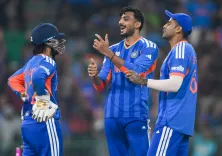 अजिंक्य रहाणे ने अक्षर पटेल को न खेलने देने के फैसले पर जताई हैरानी