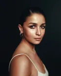Is Alia Bhatt's Reaction to Janhvi Kapoor and Ishaan Khatter's Homebound Oscar Selection Special?