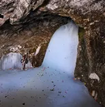 क्या अमरनाथ गुफा में शिव के साथ देवी महामाया का वास है, जहां केवल दर्शन से दूर होते हैं सभी पाप?