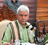 अमरनाथ यात्रा: 12 दिनों में 3 लाख श्रद्धालु, LG मनोज सिन्हा ने यात्रा सुगम बनाने को बताया सर्वोच्च प्राथमिकता