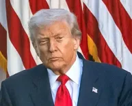 अमेरिका ने 100,000 डॉलर के एच-1बी वीजा शुल्क को स्पष्ट किया, वर्तमान धारकों को दी छूट