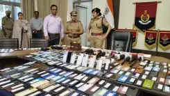 अमृतसर पुलिस ने 400 गुम मोबाइल फोन बरामद कर मालिकों को लौटाए, बड़ी उपलब्धि