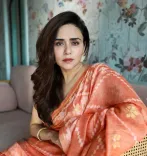 Amruta Khanvilkar threatens legal action over separation rumours with Himanshu Malhotra