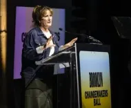 Did Amy Poehler Really Get into a Fight on a Flight for Ana Gasteyer's Baby?