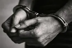 अनंतनाग में 12 नशा तस्कर गिरफ्तार, निवारक कानून के तहत केहरीबल जेल भेजे गए