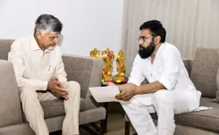 Pawan Kalyan meets Chandrababu Naidu for 2nd day on MPTC, ZPTC seat sharing