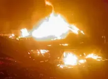 आंध्र प्रदेश में सड़क दुर्घटना, बस और लॉरी की टक्कर से 8 लोगों की जिंदा जलकर मौत