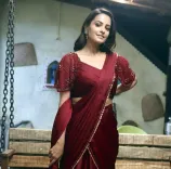 How Did Anita Hassanandani's Son Aaravv React to Her 'Chhoriyan Chali Gaon' Trophy?