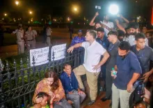 अंकिता भंडारी हत्याकांड: इंडिया गेट पर परिवार का धरना, राहुल गांधी ने न्याय का दिलाया भरोसा