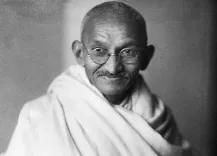 क्या अंतरराष्ट्रीय अहिंसा दिवस महात्मा गांधी के दर्शन को आज भी आवश्यक बनाता है?