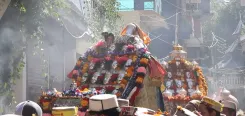 अंतरराष्ट्रीय कुल्लू दशहरा 2026 का भव्य आगाज़, 347 देवी-देवताओं के साथ रघुनाथ रथ यात्रा शुरू