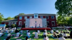 अंतरराष्ट्रीय योग दिवस पर चीन में दिखा योग का वैश्विक स्वरूप