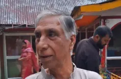 अनुच्छेद 370 हटने के बाद कुपवाड़ा लौटे कश्मीरी पंडित, स्थानीय मुसलमानों ने कहा — 'यह आपका घर है'